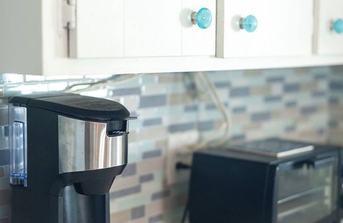 Seabrook Cottage | Charming 2-bedroom cottage at fabulous Seabrook Beach with breathtaking sunsets!