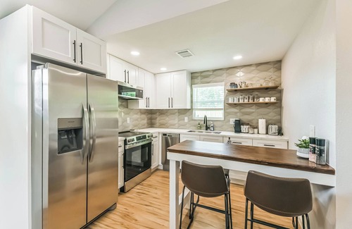 Cypress Cottage | Charming 2-bedroom cottage in Cypress with WiFi, AC, & privately gated driveway