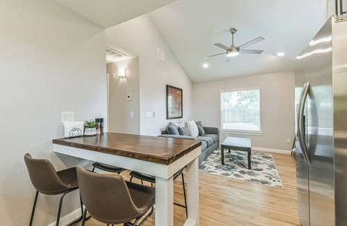 Cypress Cottage | Charming 2-bedroom cottage in Cypress with WiFi, AC, & privately gated driveway