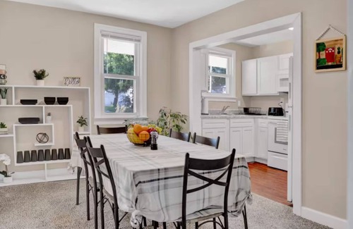 Belleville House | Charming 2-bedroom house in amazing Belleville with AC, WiFi