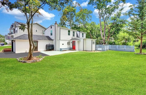 Holbrook House | Charming 2-bedroom house in delightful Holbrook with AC