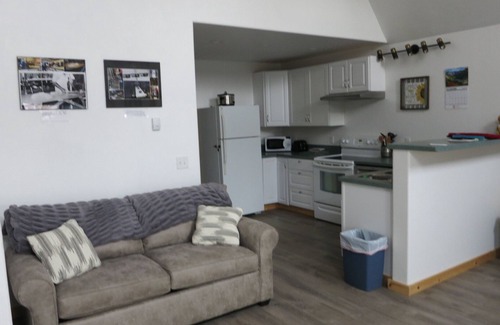 Lovell House | Charming 2-bedroom house in Lovell with AC, WiFi.