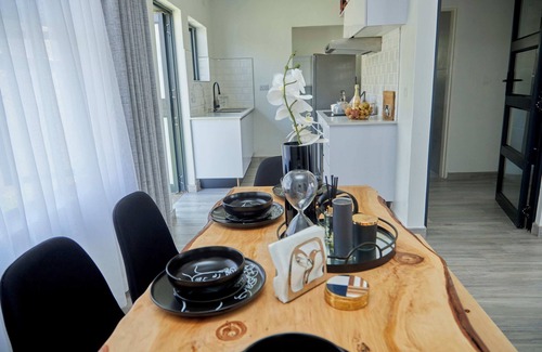 Harare House | Charming 2-bedroom house in amazing Harare with WiFi