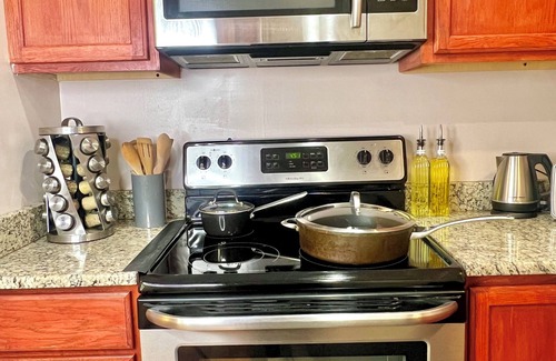 Royal Oak House | Charming 2-bedroom Townhome in Royal Oak with Attached Garage