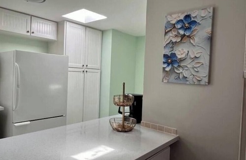 Bothell House | Charming 2BR w/Garden Retreat & 2 Free Parking