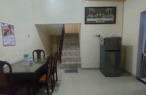 Mataram House | Charming 3-bedroom house in delightful Nusa Tenggara Bar. with AC