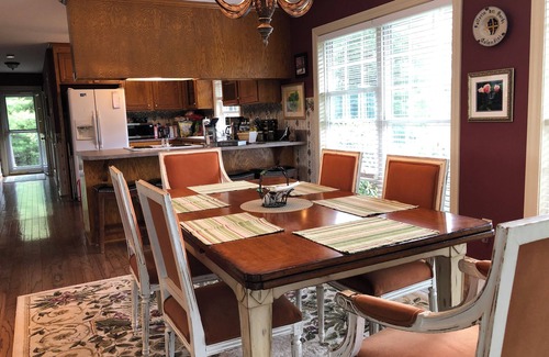 Laurel Springs House | Charming 3-bedroom home in Laurel Springs with view over the Blue Ridge Parkway