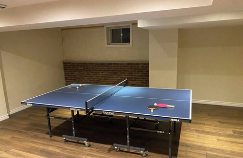 Georgetown House | Charming 3-Bedroom Home in Quaint Countryside Retreat with Modern Comforts