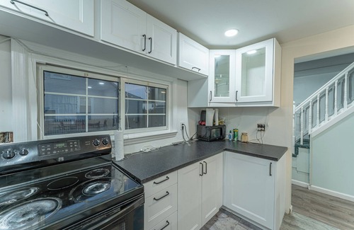 Dix Hills House | Charming 3-bedroom house in lovely Dix Hills with WiFi, AC