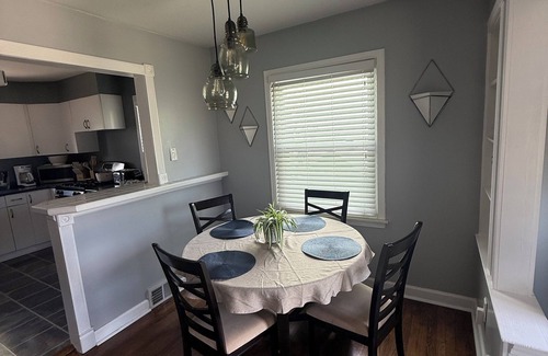 Royal Oak House | Charming 3-bedroom house in fabulous Royal Oak with WiFi, yard w fence- Pets OK