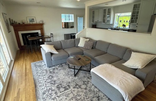 Birdland House | Charming 3-bedroom house with epic canyon views in San Diego with WiFi, AC