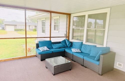 Cedar Rapids - Iowa City House | Charming 3-bedroom house in pleasant Cedar Rapids