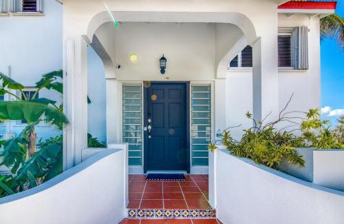 Pelican Key Villa | Charming 3BR Villa w Private Pool in Pelican Key