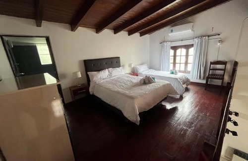 Salta House | Charming 4-bedroom house with AC and WiFi in brilliant Salta