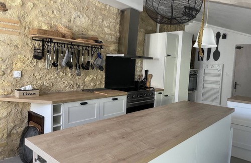 Touffailles House | Charming 4* gîte with private pool&jacuzzi 11 bedrooms/10 bathrooms