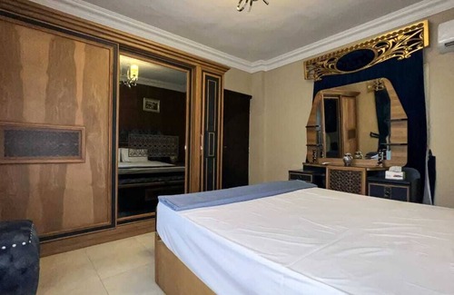 Al Haram Bed & Breakfast | Charming 5-bedroom bed & breakfast with WiFi, fitness room in Giza Governorate