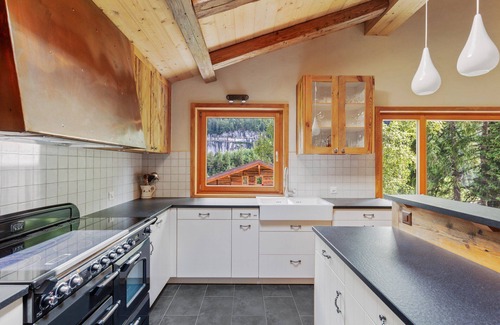 Champery Ski Chalet | Charming 5 Bedroom Cottage - By Mrs Miggins