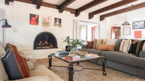 Camelback Sierra House | Charming 5BDR Hacienda w Pool Fire Pit Billiards La Casona by AvantStay