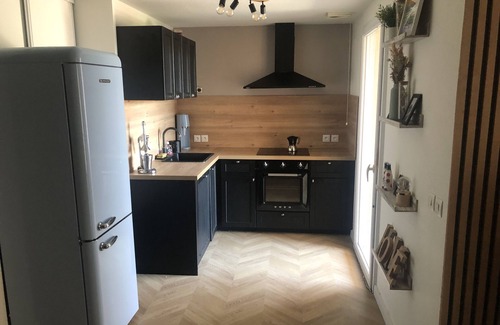 Fabregues Villa | Charming air-conditioned villa of 80m2 with jacuzzi 15min from the sea