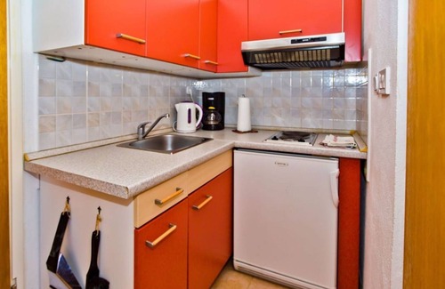 Krizna luka Apartment | Charming and Sunny Hvar Apartments - One Bedroom Apartment with Balcony