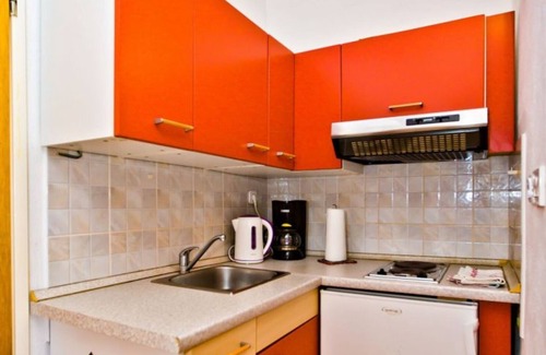 Krizna luka Apartment | Charming and Sunny Hvar Apartments - One Bedroom Apartment with Balcony