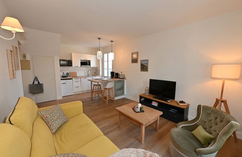 Trouville-sur-Mer Apartment | Charming apartment, bright, quiet, renovated, private parking, "all on foot".