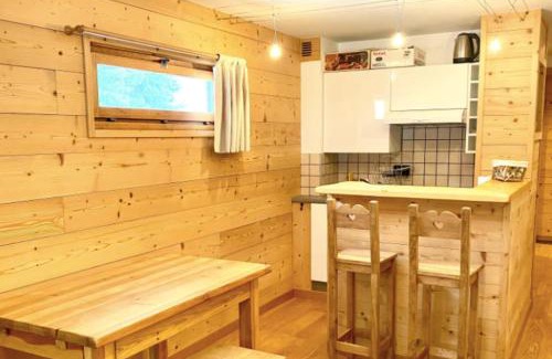 La Salle-les-Alpes Apartment | Charming Apartment With Swimming Pool