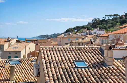 Old Town Apartment | Charming apartment - AC 2BR- 4P - Saint-Tropez