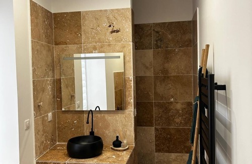 Faubourg Apartment | Charming apartment F2 Nîmes écussons/hypercentre