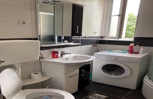 Struga Apartment | Charming apartment in welcoming Struga with AC