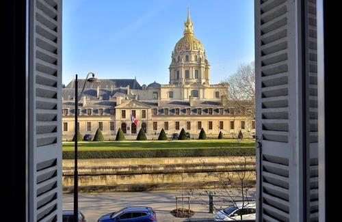 7th Arrondissement Apartment | Charming Apartment w/Iconic Views of Les Invalides