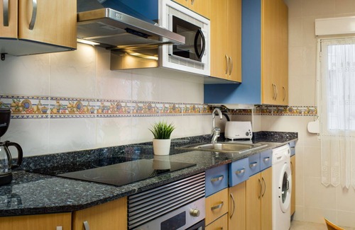 Sestao Apartment | Charming Apartment with Wifi in Sestao