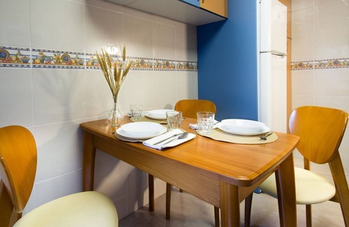 Sestao Apartment | Charming Apartment with Wifi in Sestao
