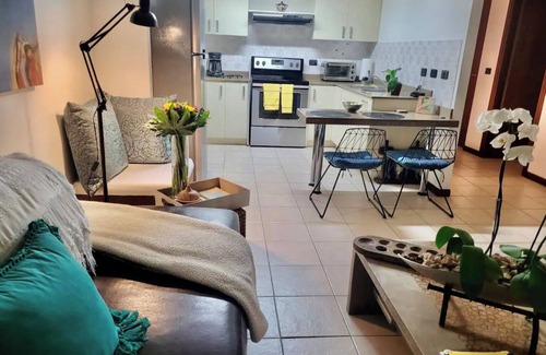 Escazu Apartment | Charming apt in exclusive area close to Starbucks, escazu avenue, Hospital Cima.