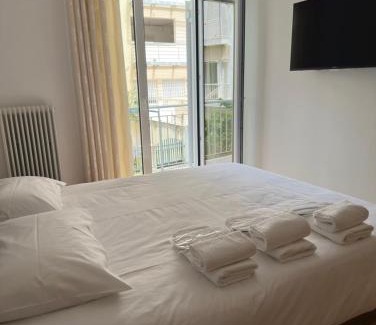 Mousio Apartment | Charming Apt Near Athens Museum!