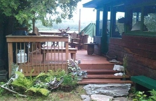 Madawaska Valley Cottage | Charming Authentic Waterfront Cottage on a Lake