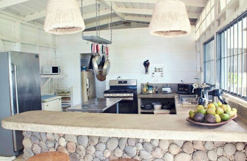 Coco Sunset Hills House | Charming Beachfront Family Vacation Home