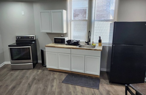 Lewistown Apartment | Charming bed & breakfast in pleasant Lewistown with AC