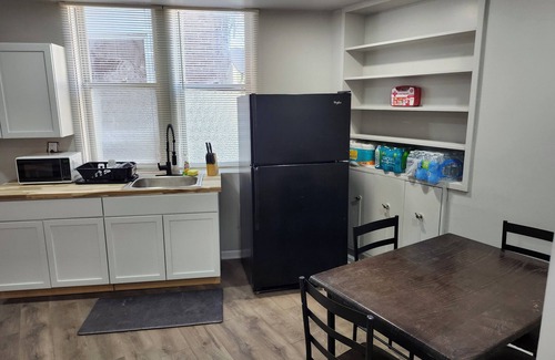 Lewistown Apartment | Charming bed & breakfast in pleasant Lewistown with AC