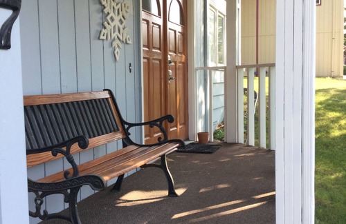 Scenic Foothills House | Charming, Bright, Family Oriented Home w/attached roomy 2 car garage