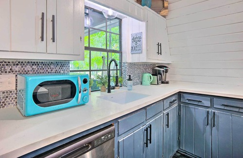 Willis Cabin | Charming Cabin Getaway: Fish, Boat + More!