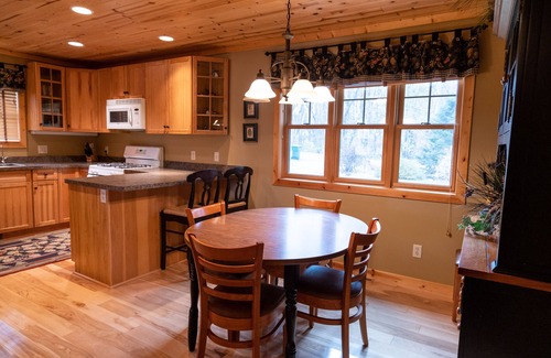 Cushing Cabin | Charming Cabin on Fish Trap Lake: Fireplace, boat lift & beautiful walk out