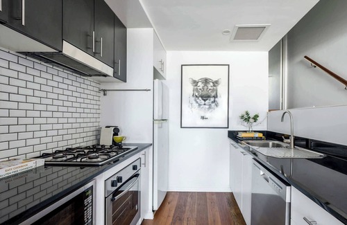 Camperdown Apartment | Charming Camperdown Hideaway With Parking