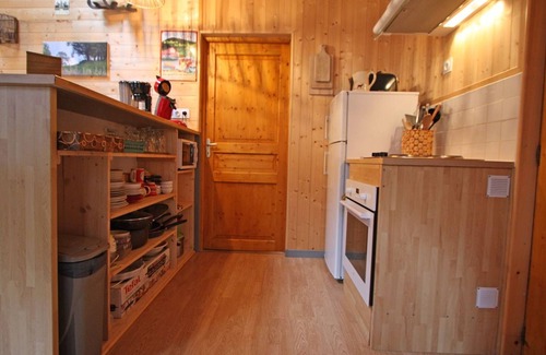 Plainfaing Cottage | Charming Chalet with Nature Views, Near Colmar & Gérardmer, Ideal for 4, Free WiFi