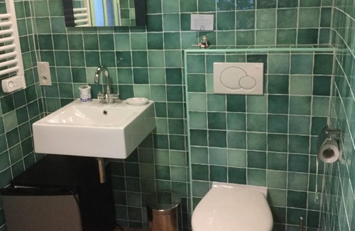 Trelevern Bed & Breakfast | Charming chambre d'hôtes in a rugged 19th-century farmhouse