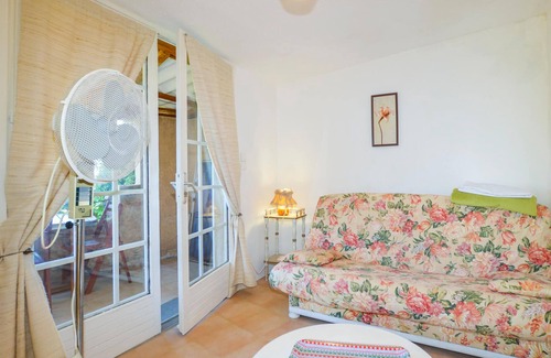 Portigliolo Apartment | Charming, classic Corsican cottage in the southwest of the island.