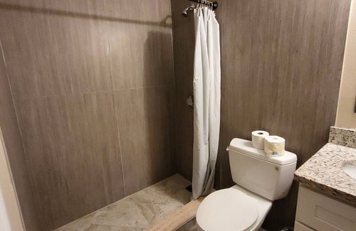 Arcadia House | Charming clean 1-bedroom 1 bath motel with AC and WiFi in Arcadia