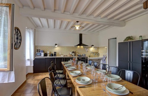 Belmont-de-la-Loire Cottage | Charming Cozy Cottage with Terrace and Pets Allowed