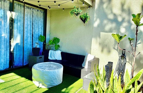 University City Condo | Charming condo in posh neighborhood, a prime extended stay in fabulous San Diego