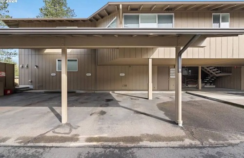 Welches Condo | Charming Condo Retreat